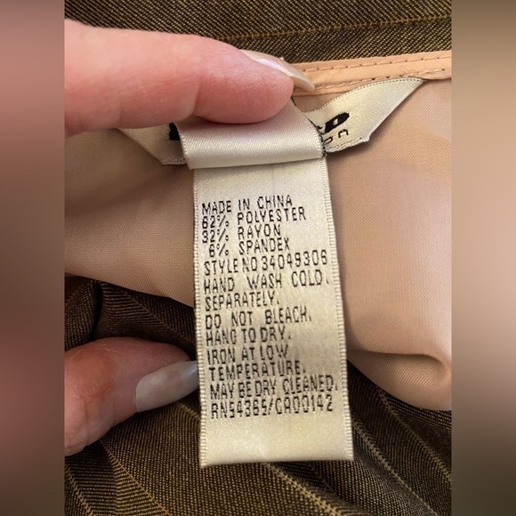 Y2K,  Nygård Collection Petites greyish brown/pink pinstripe accordion hem skirt - Picture 12 of 13